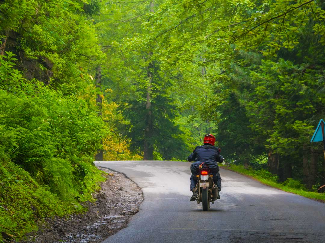 Manali To Srinagar Motorbike